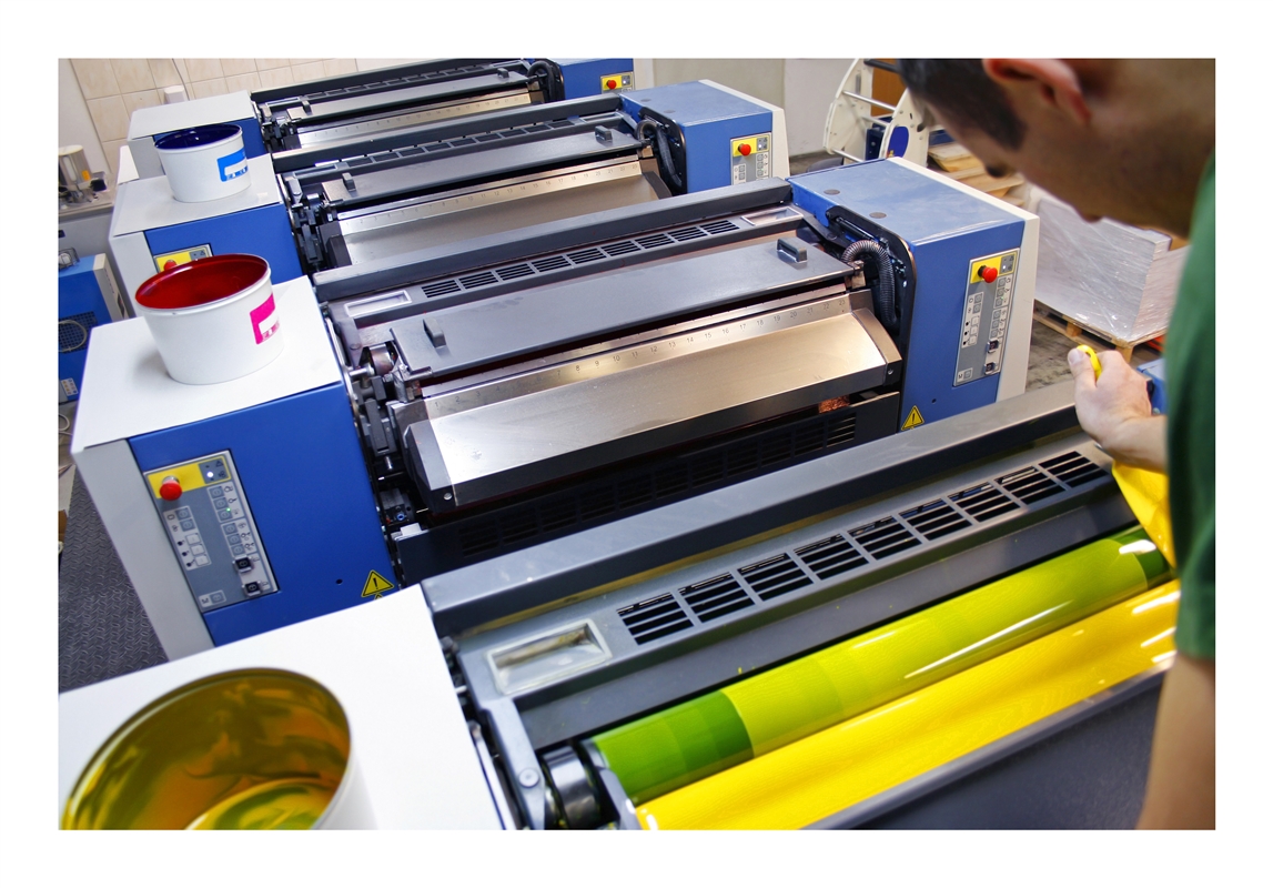 The biggest advantage of offset printing for books is the lower per unit cost.