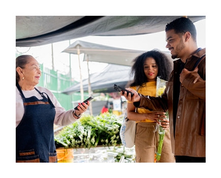 When using payment processing equipment at events, be sure it's fully charged each day.